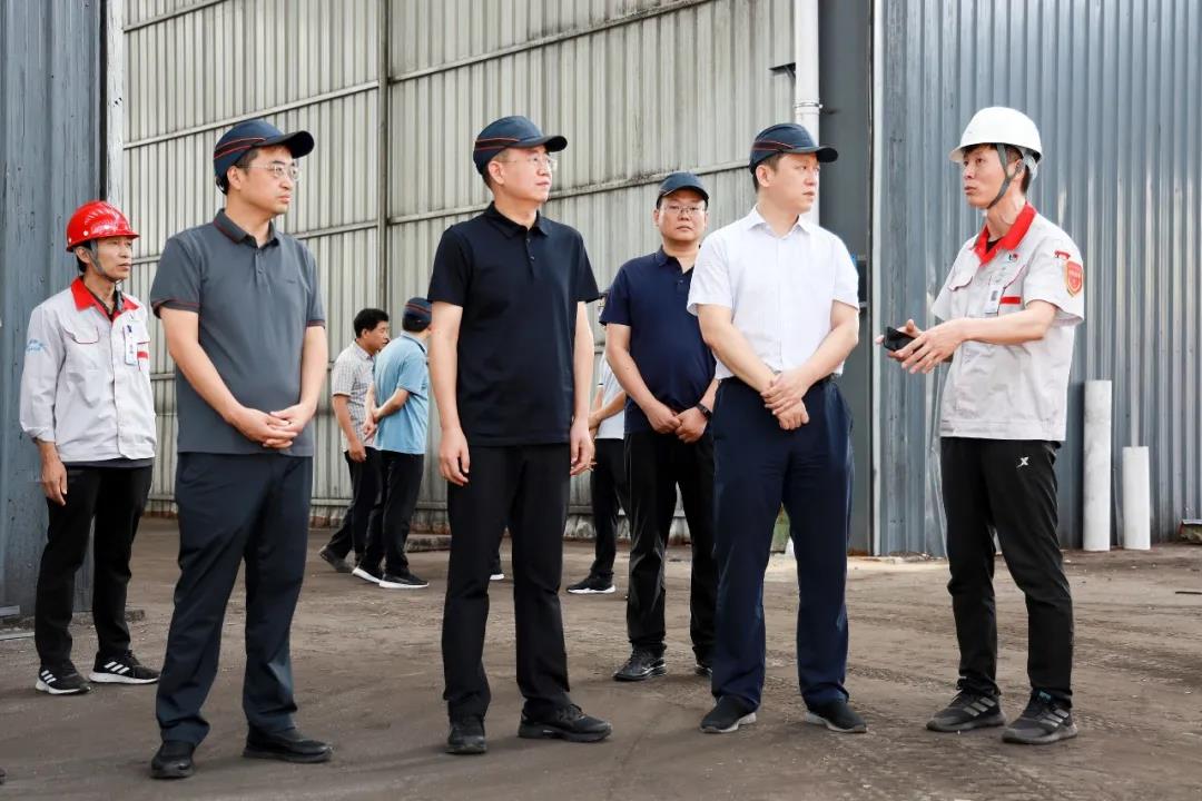 市委常委、副市長、翼城縣委書記王淵到華翔（翼城）新材料科技園現(xiàn)場辦公